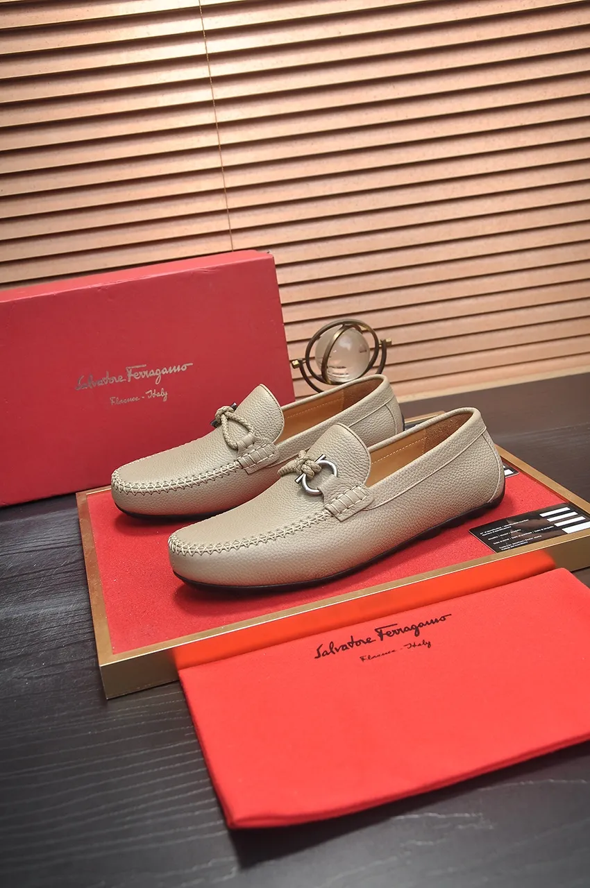 Men's shoes 💰480💶 [Ferragamo/Ferragamo] The latest model in the counter. Original imported open-sided fine cowhide hand-woven + imported 🐂 cowhide + original luxury metal buckle + original combination outsole. No pressure in comparison 38--44🎉